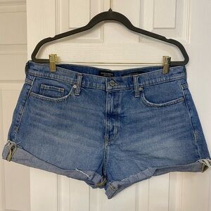 Women Banana Republic Cuffed Denim Shorts Sz 33 zip fly Mid Rise light distress